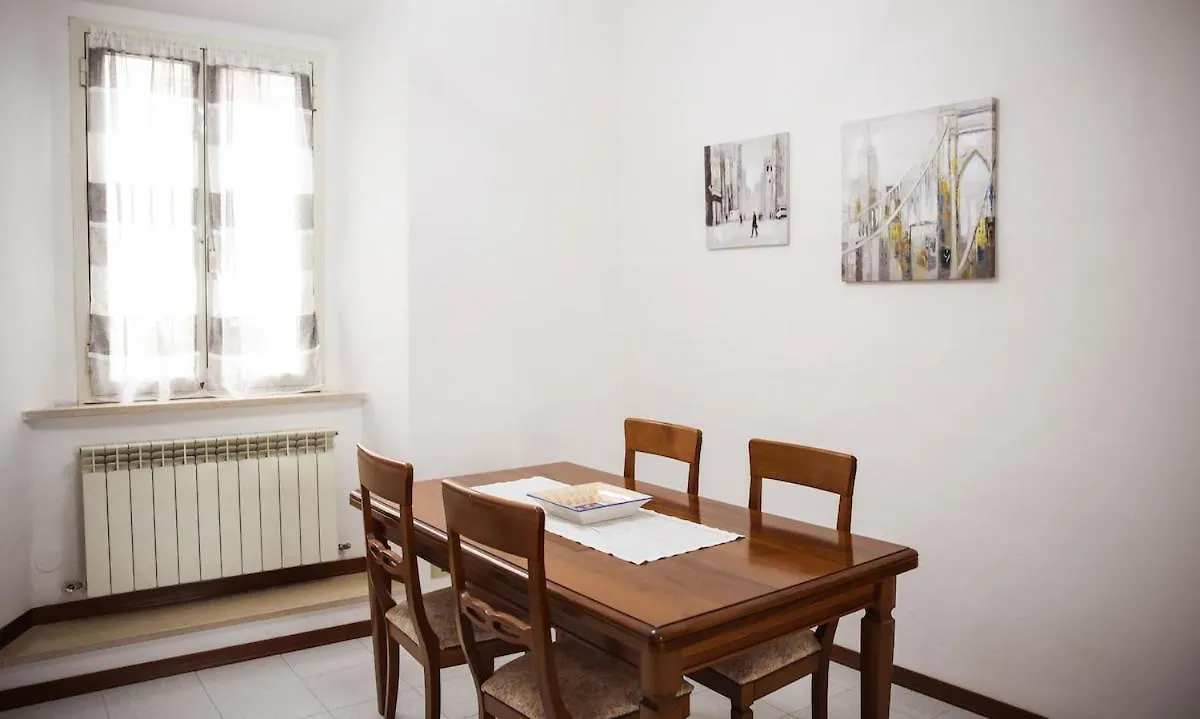 La Casa In Piazza - Super Terrazza - 18' Dalle Terme مانشانو شقة